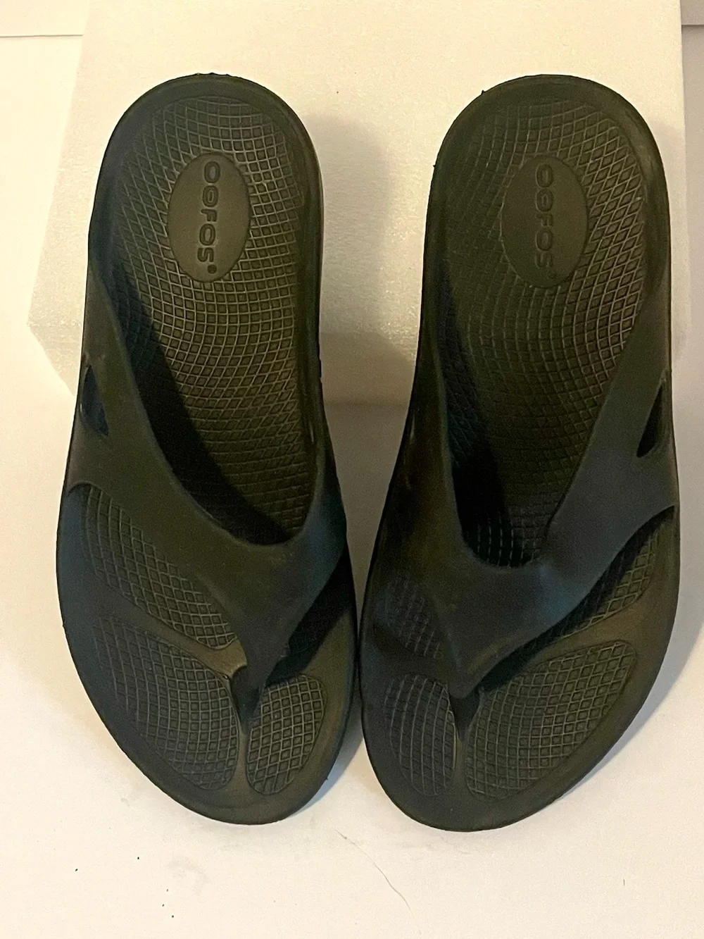 OOFOS Original Recovery Thong Sandals